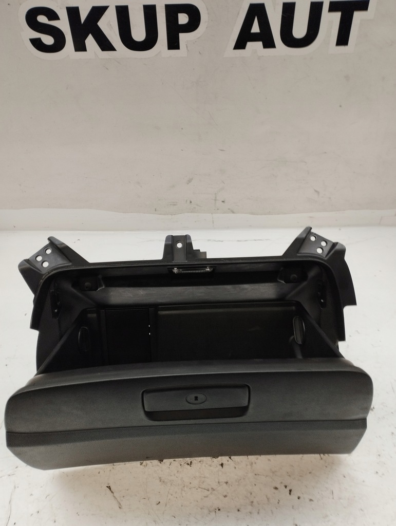 фото №8, Hyundai ix35 lift бардачок пассажира 84540-2y0009p