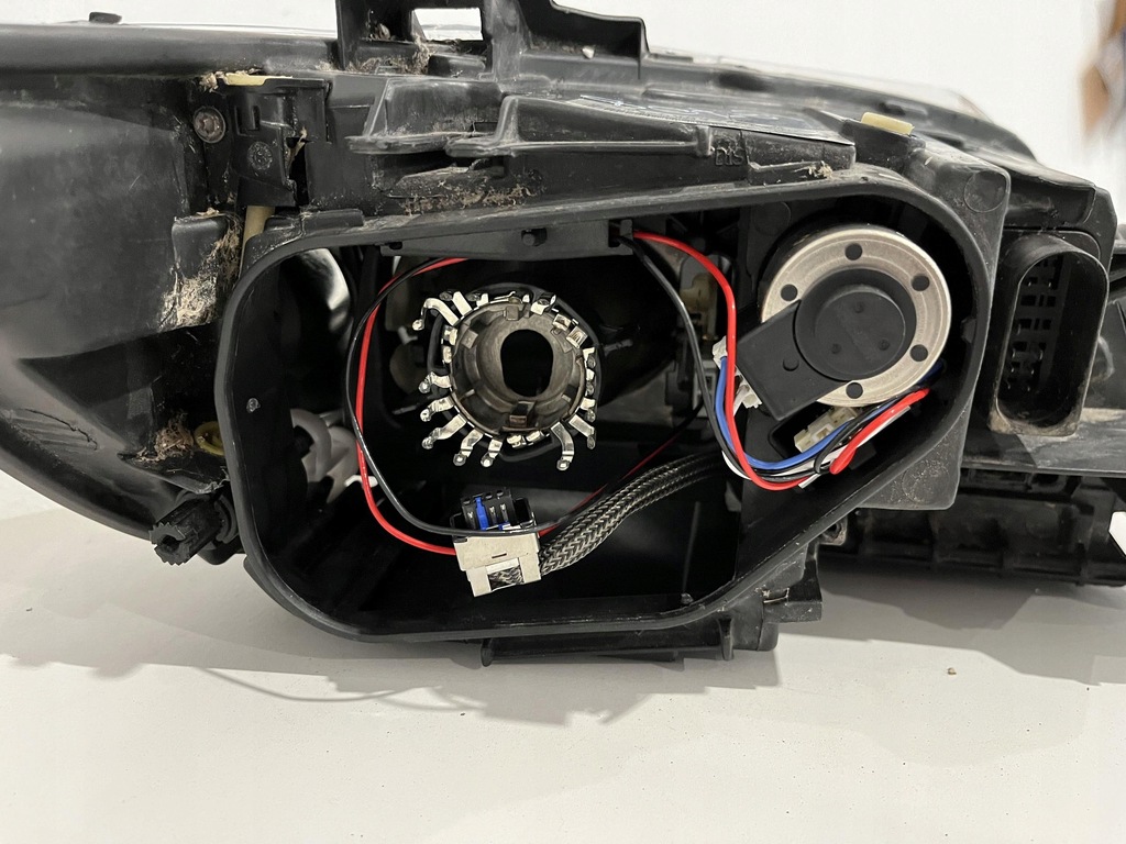 фото №12, Audi q7 4l лампа лівий перед ксенон 4l0941003a