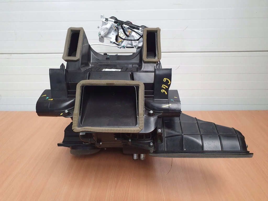 Отопитель 5cj600000 комплект панель воздухозаборник renault express ii 23 с Разборки