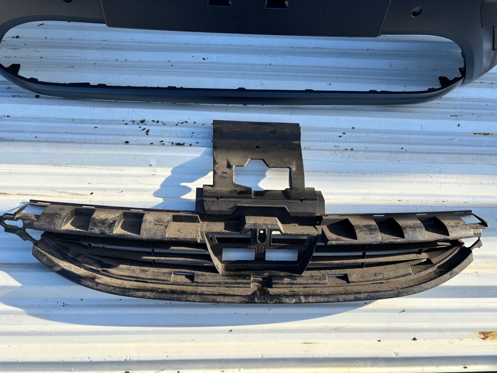 фото №1, Решётка радиатора решётка радиатора peugeot 607