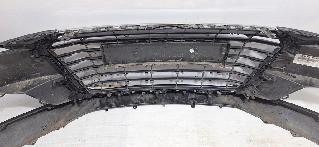 фото №14, Audi tt 8s0 14- бампер передний перед обычный решётка радиатора