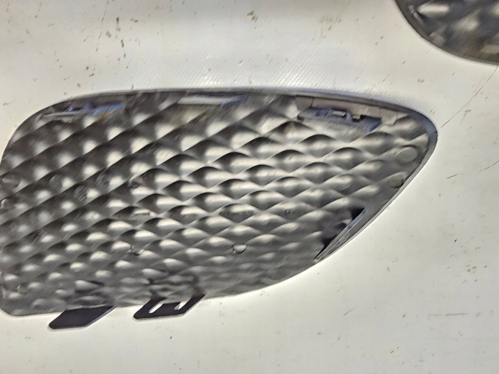фото №9, Решётка бампера левая правая перед mercedes cls w218 c218 lift 2014-2018