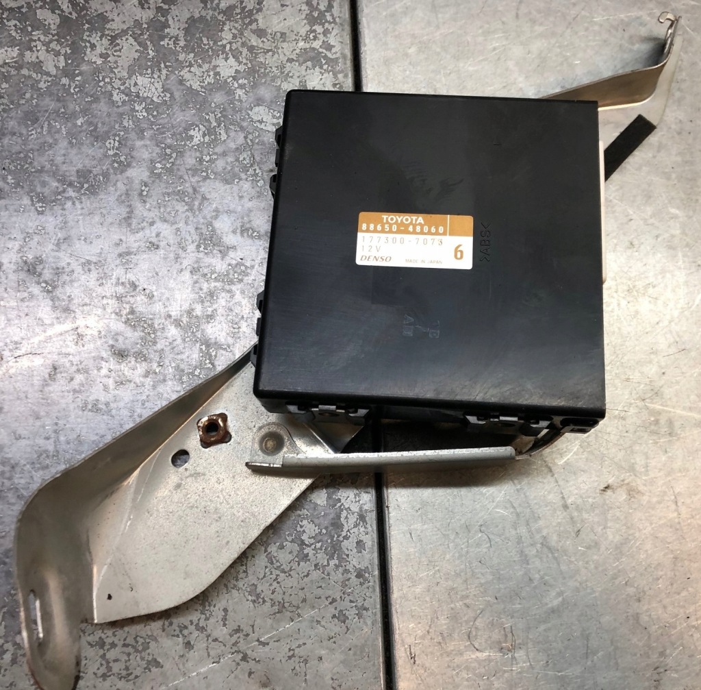 Купить Lexus rx ii модуль кондиционера 88650-48060