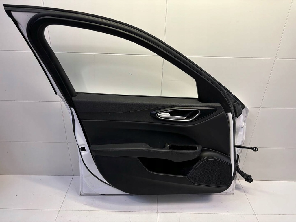 фото №8, Дверь перед левая сторона alfa romeo giulia 952 2017