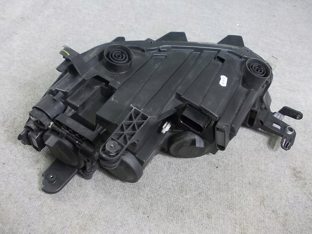 фото №10, Vw t-roc лампа права 2ga941006b valeo