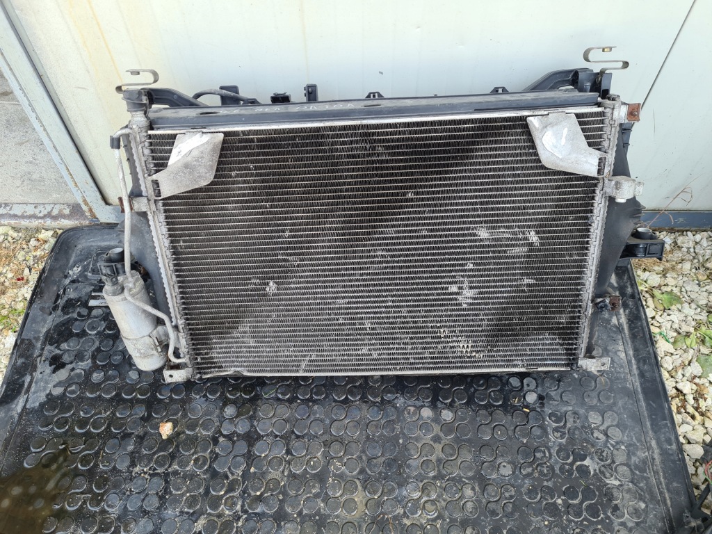 Купить Радиатор воды кондиционер вентилятор volvo s80 v70 1 t5