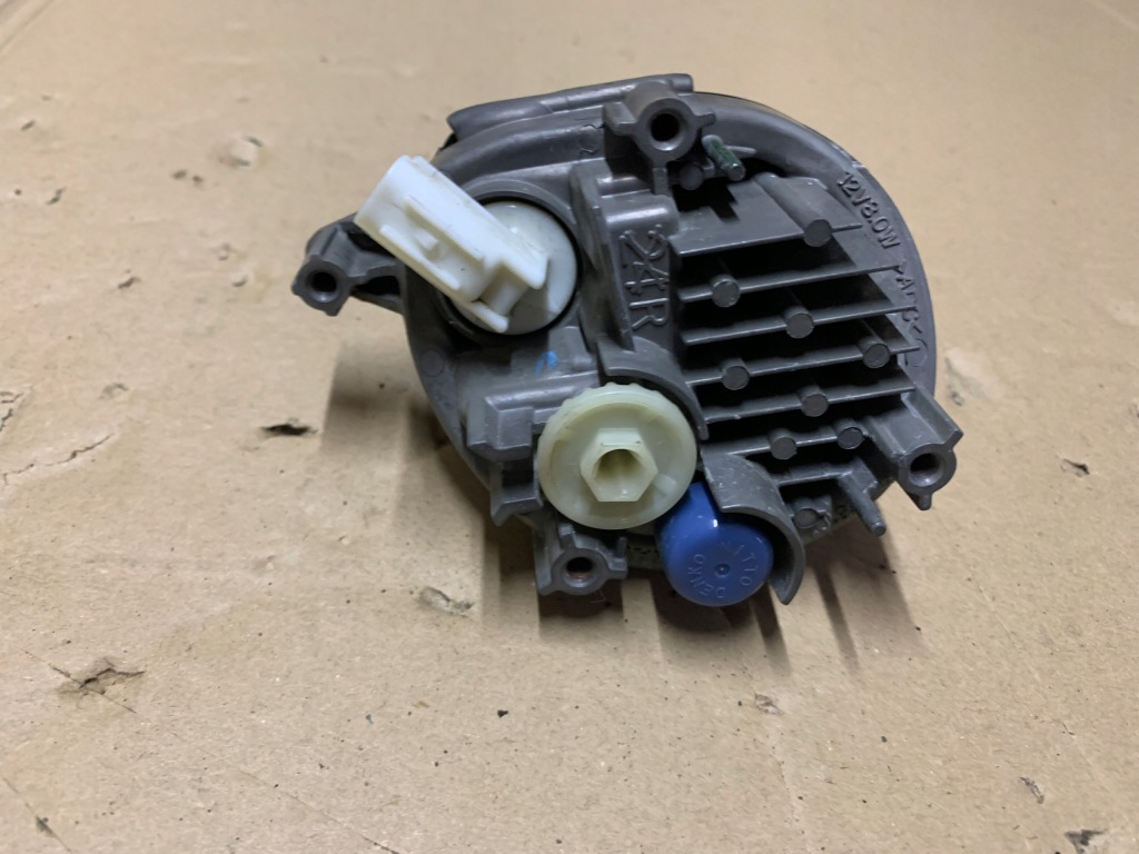 фото №2, Протитуманна фара led правий mazda cx5 cx-5 65101