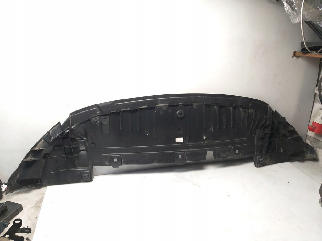 фото №1, Mercedes gla w247 плита защита pod бампер