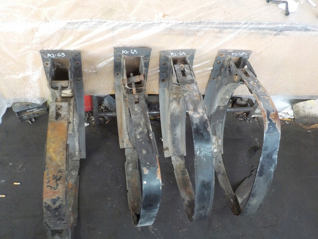 фото №4, Magnum dxi460 лапы крепления бака топлива