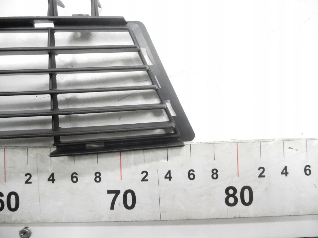 Решётка бампера перед opel vectra c оригинальный номер 13164481 Недорого