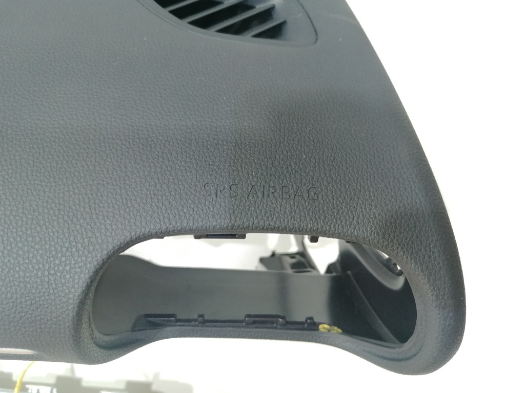 фото №4, Toyota yaris 4 iv cross приборная панель консоль подушка безопасности ремни