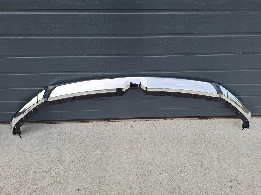 фото №1, Dodge ram v 2019- хром передней решётка хороший