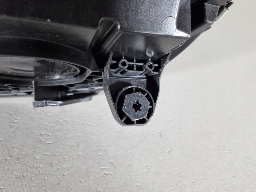 фото №12, Mercedes c-klasa w206 full led лампа права перед