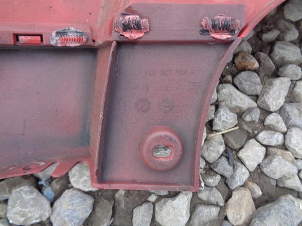 фото №11, Бампер задня задній renault modus 2004- код лакофарбового покриття: ov797 8200258959