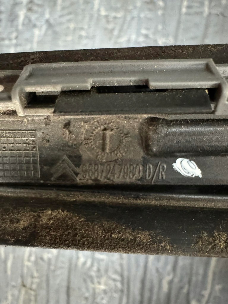 фото №6, Молдинг скло лобове права ds5 kwed 9687247980