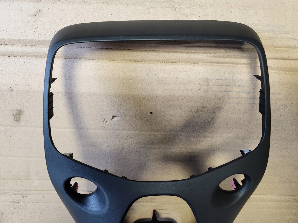 фото №3, Корпус рамка радио toyota aygo ii '14-18 citroen c1 nowa oryg.