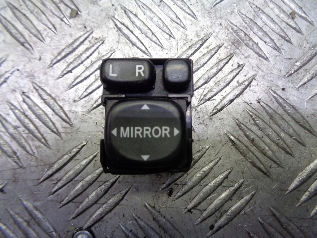 фото №1, Панель регулювання дзеркал toyota avensis t25