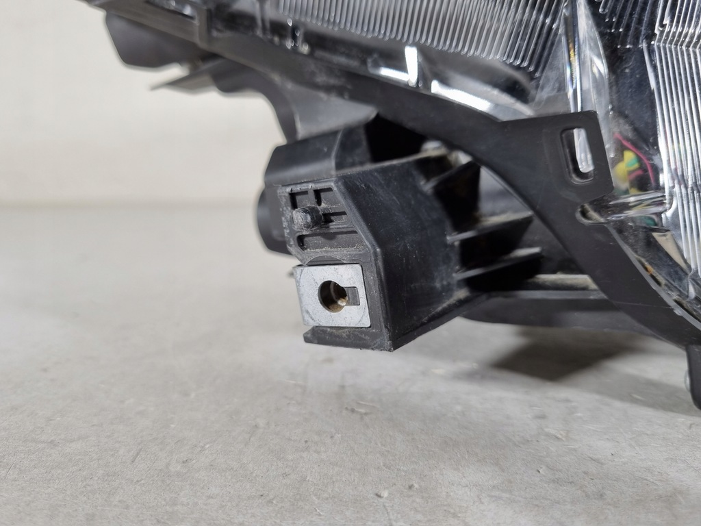 фото №11, Toyota rav4 lift iv права лампа full led перед eu