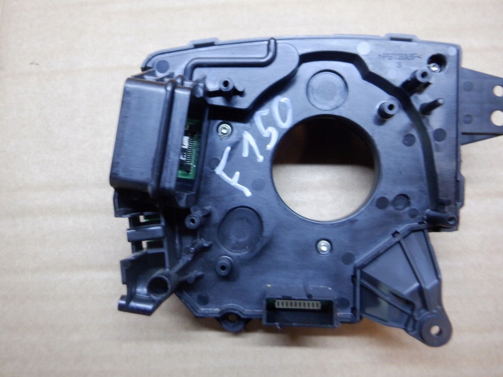 фото №1, Лента шлейф кронштейн ford f-150