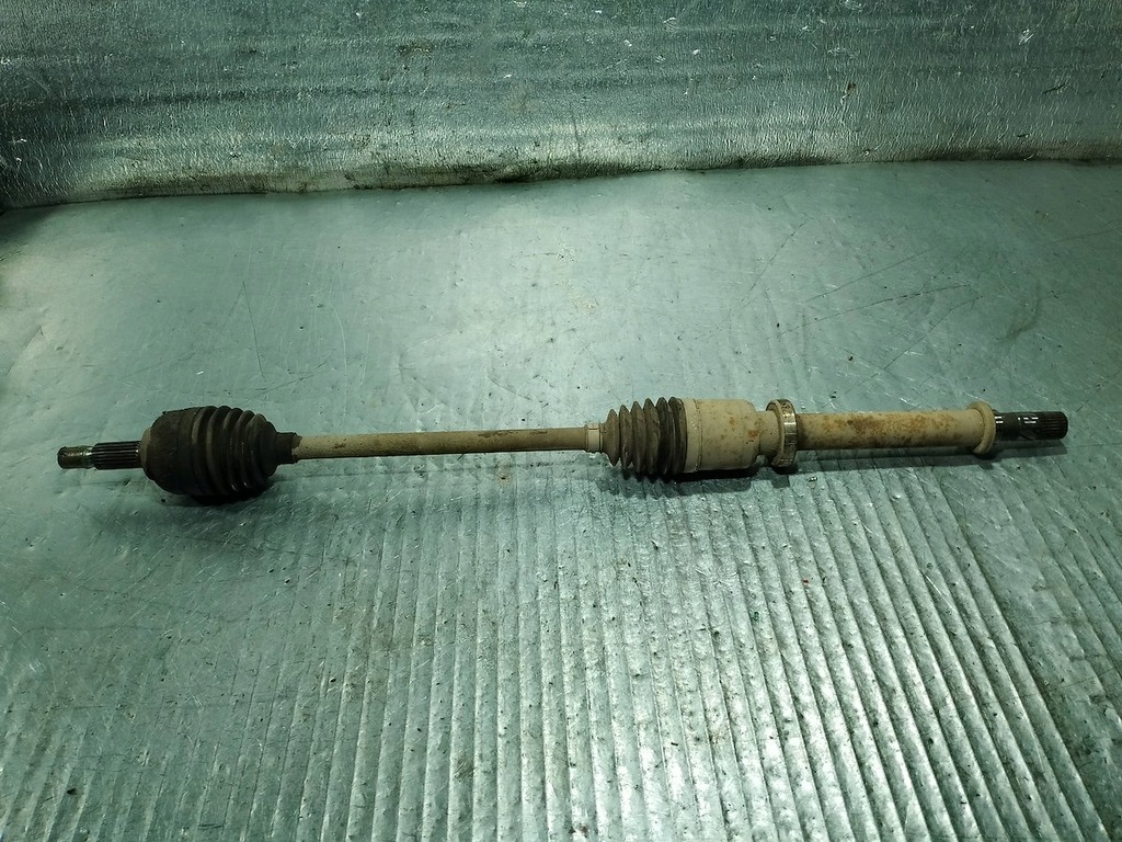 фото №1, Привідний вал права перед renault clio iii 05-13 1.2 16v