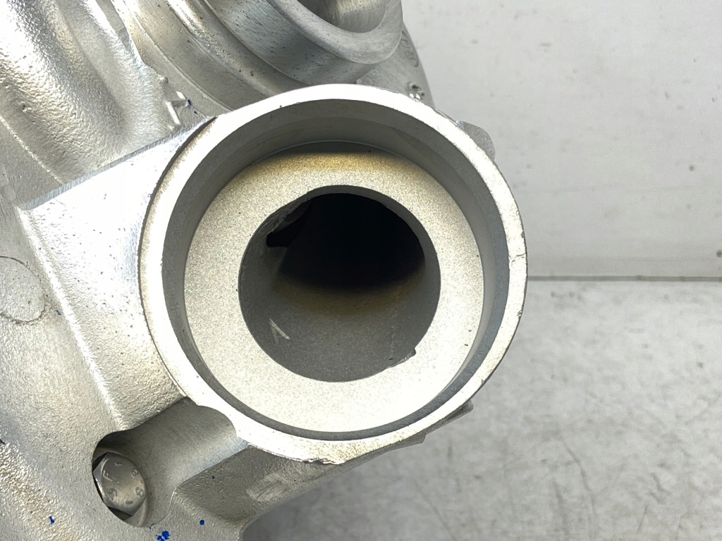 Mercedes турбонагнітач турбіна turbo a6460901080 з привод Оригінал