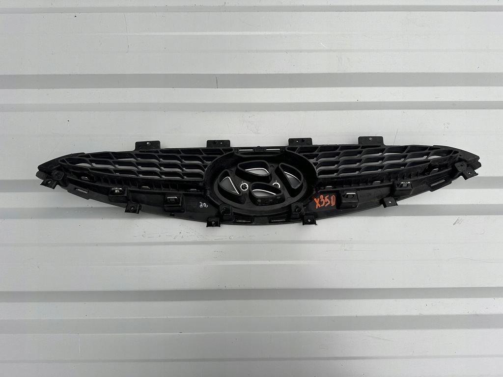 фото №9, Hyundai оригинальный номер 86351-1k010 решётка радиатора