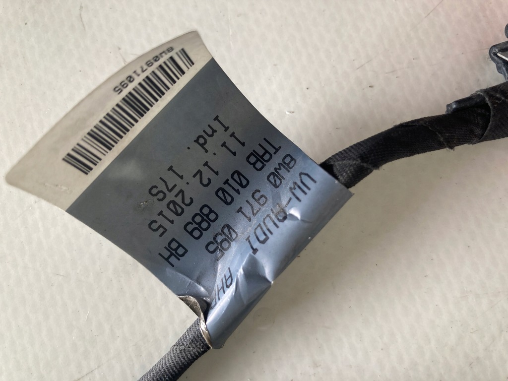 фото №6, Джгут бампера перед 6xpdc audi a4 8w0971095