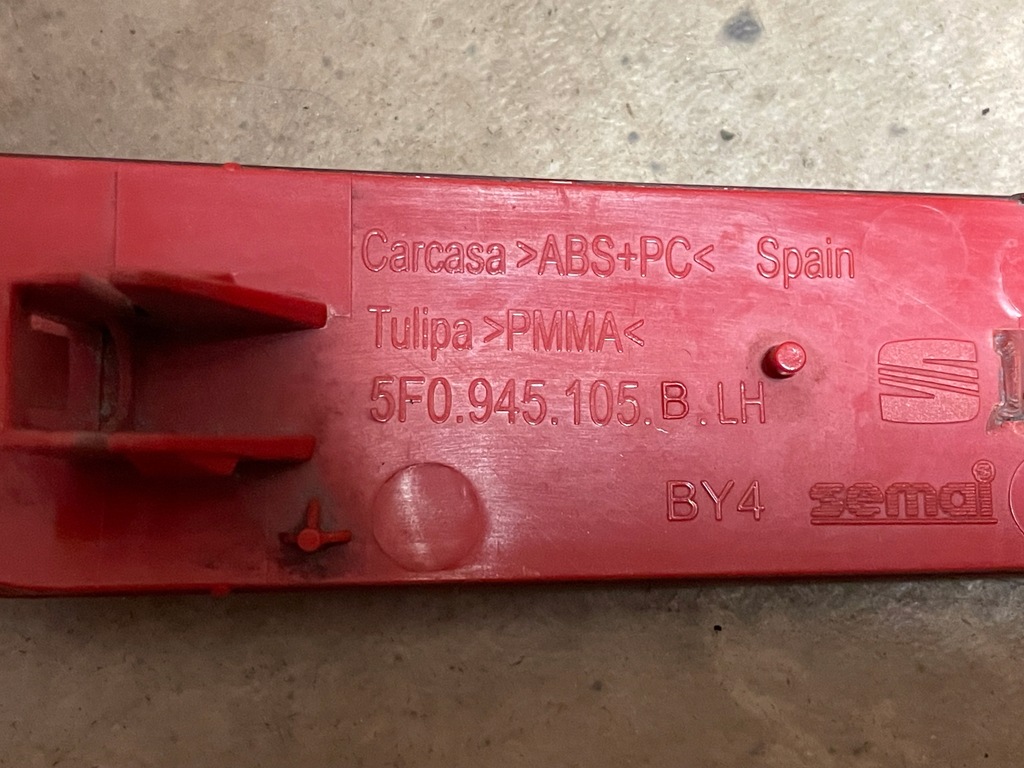 фото №7, Seat leon 12- отражатель бампера левый 5f0945105g