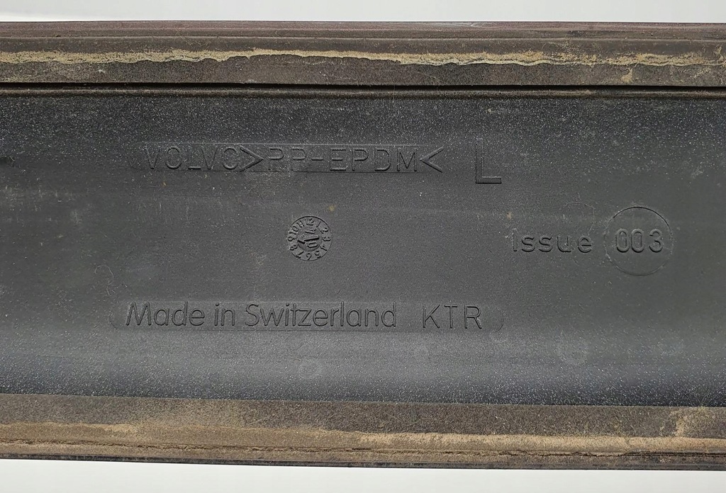 фото №8, Молдинг двері ліва 445 volvo c70 i cabrio