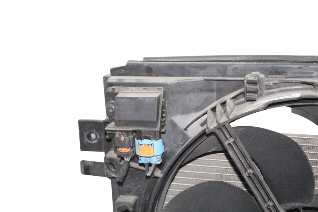 фото №12, Комплект радиатор peugeot 308 ii 9806313880 2.0l дизель 110kw 2015