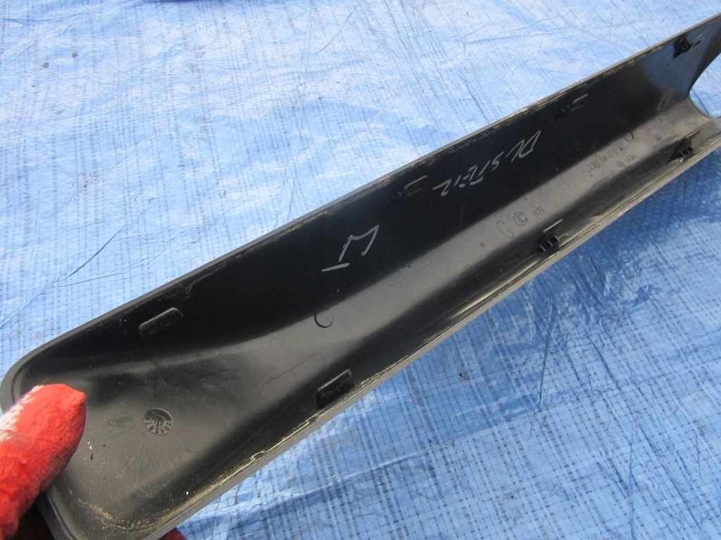 фото №14, Dacia duster i 2011 заглушка защита рейлинг задняя