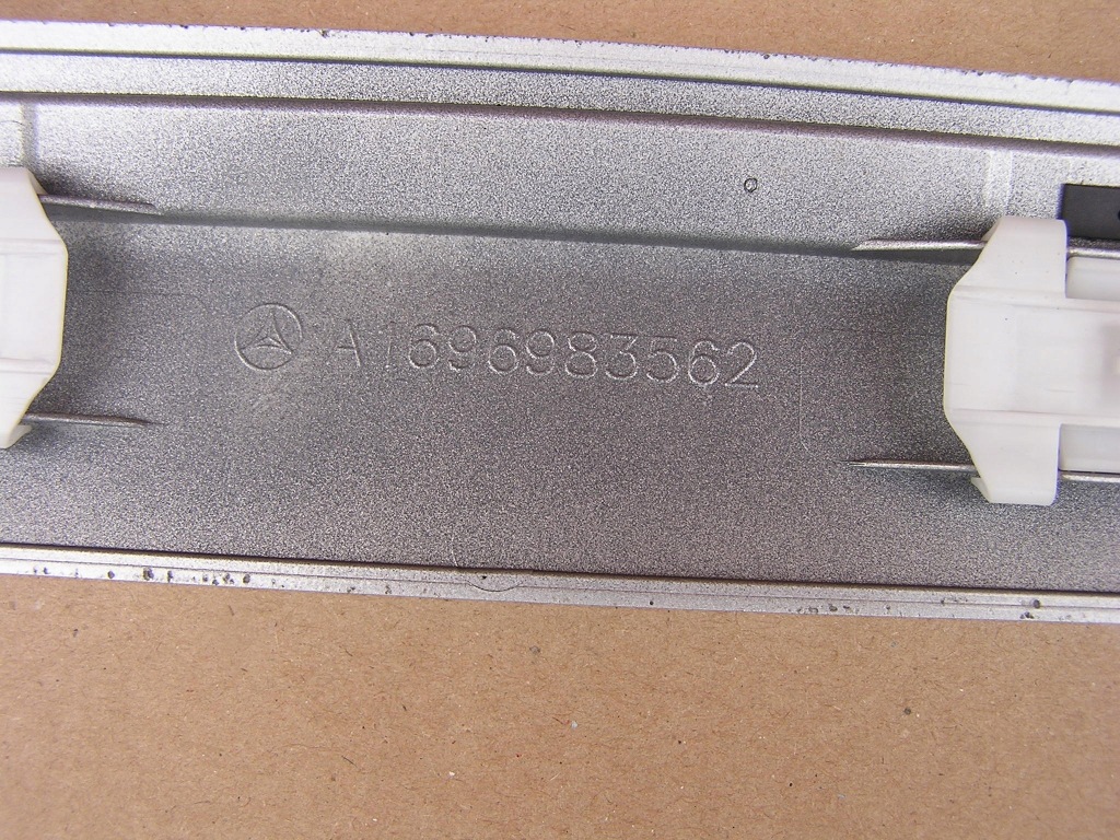фото №10, Молдинг na передні ліва двері mercedes b klasa 245 a1696983562