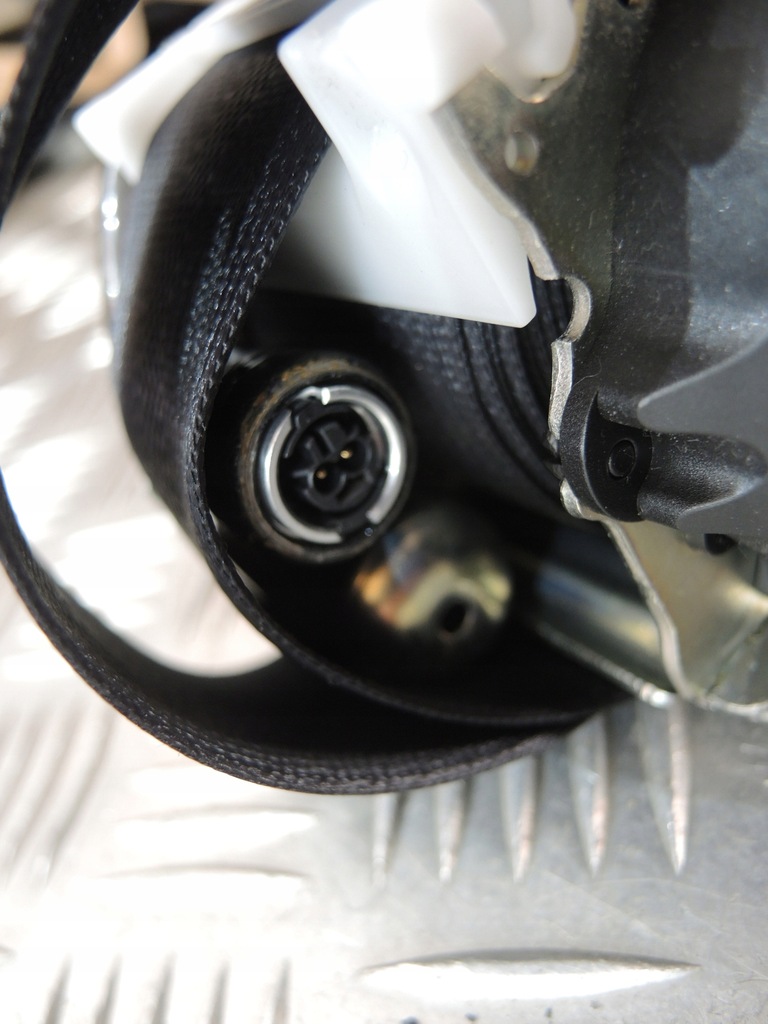 фото №2, Pas ремни безопасности натяжители задняя renault captur ii 2020 комплект