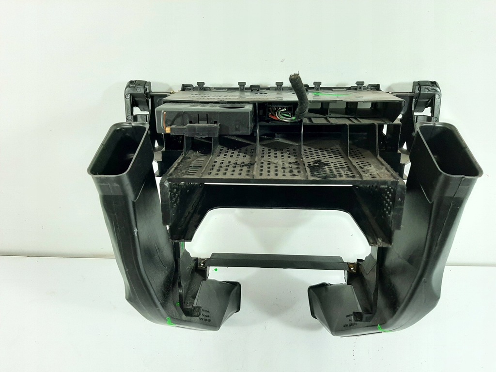 фото №13, Audi a6 c5 kombi lift 03r рамка радио 4b0858005c