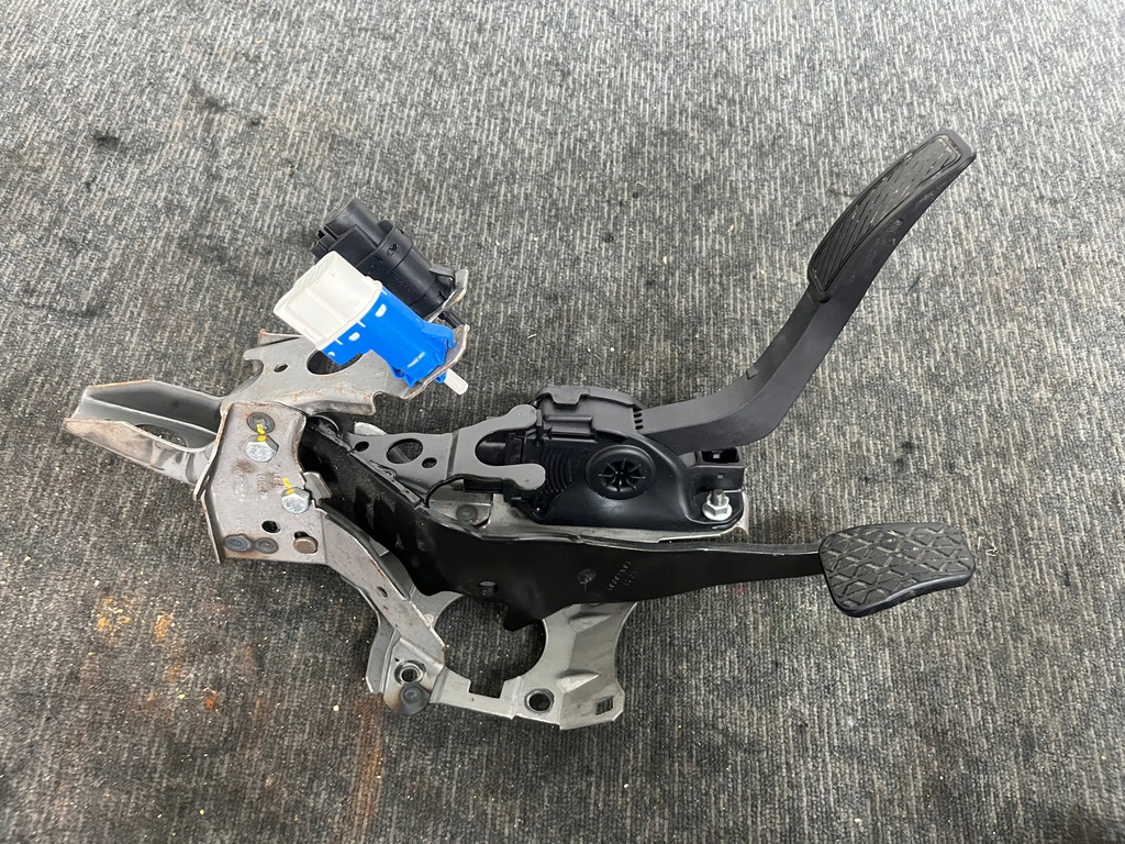 фото №1, Ford transit courier 21r 1.0 ecoboost педаль педалі гальма газу оригінал