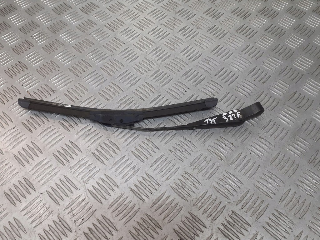 фото №1, Рычаг дворники задний задняя mazda 323 f