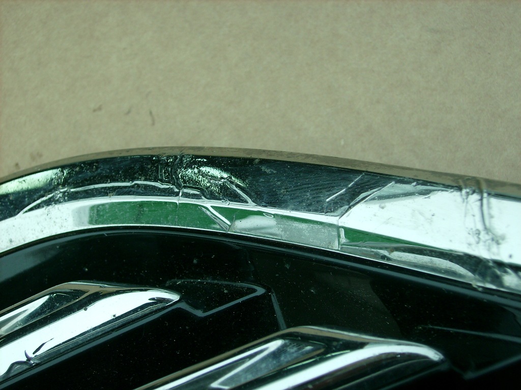 Решітка радіатора решітка радіатора renault talisman 623100546r Оригінал