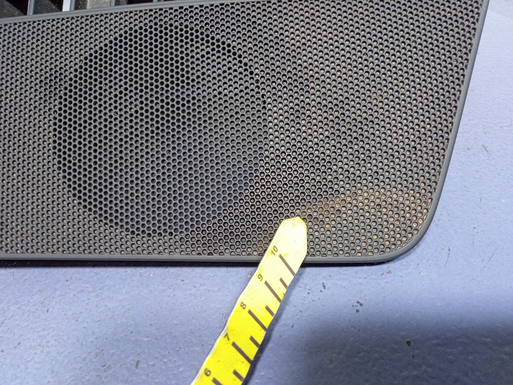 фото №5, Audi q4 e-tron решётка обдув передней стекло 89b819635