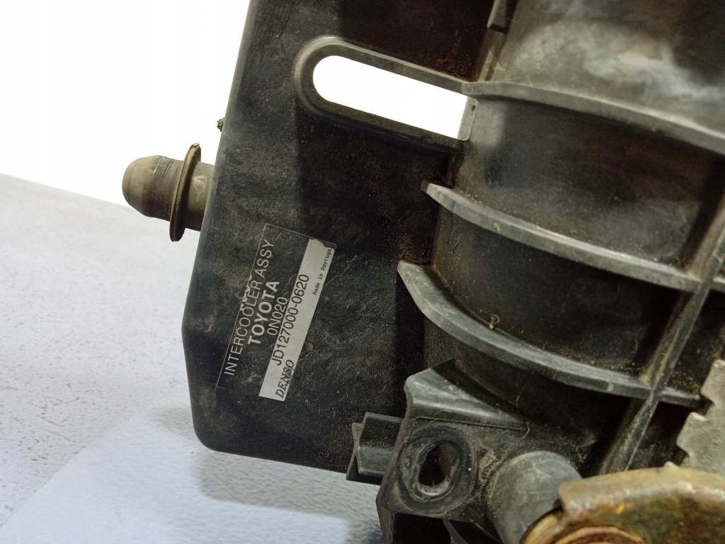 Toyota yaris 2 1.4 d-4d радіатор інтеркулер jd127000-0620 в Україні