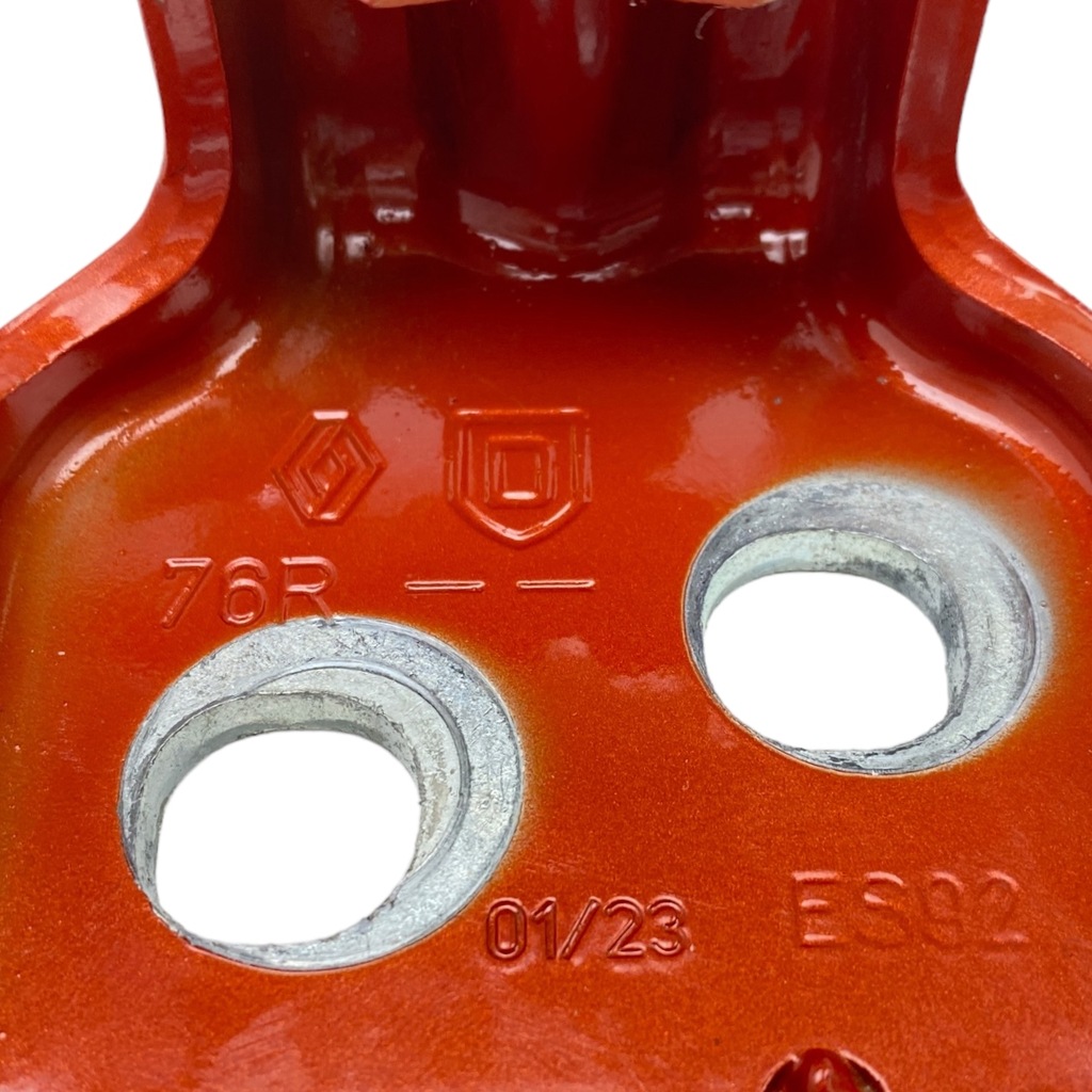 фото №15, Петля дверь передних задних dacia duster ii