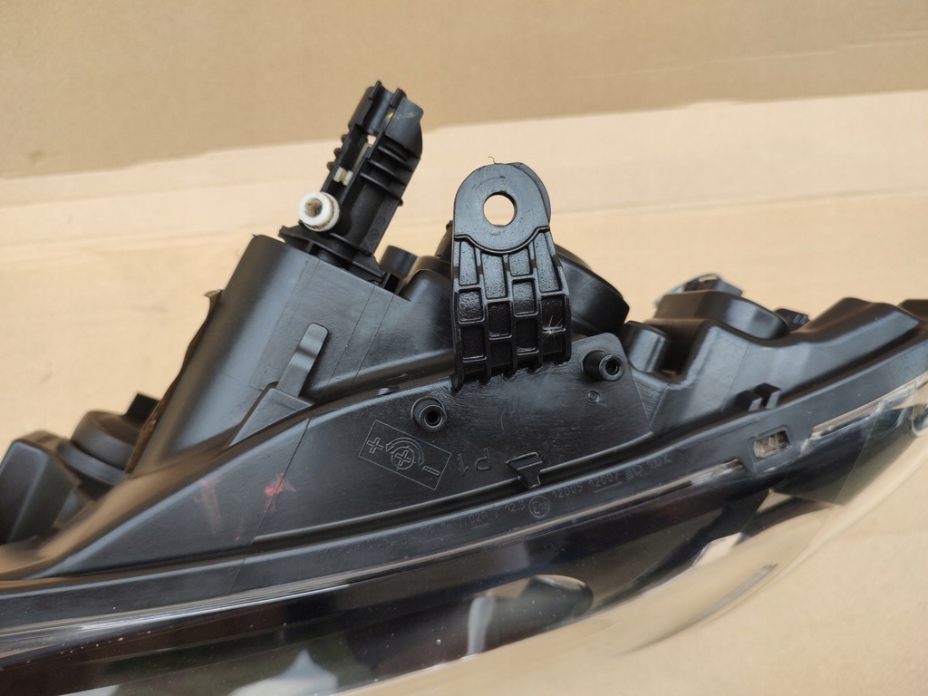 фото №6, Фара лампа передняя перед левая dacia sandero ii logan 260608494r euro