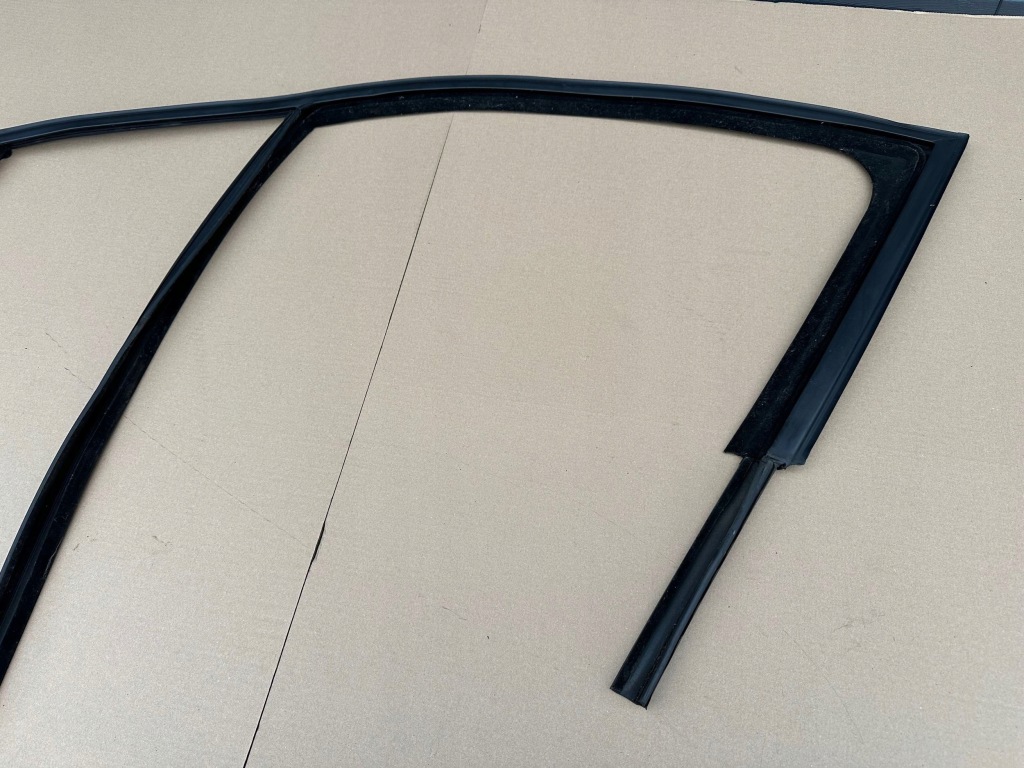 Opel meriva b прокладка скло дверей ліве перед Зі Шроту