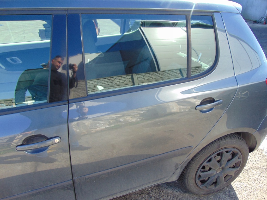 фото №1, Дверь левая задняя задние задние skoda fabia ii roomster przed lift 9153