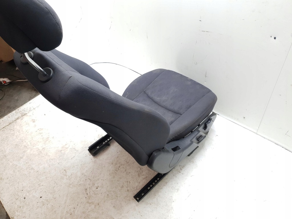 фото №7, Сиденье пассажира правый перед с подогревом mercedes c w203