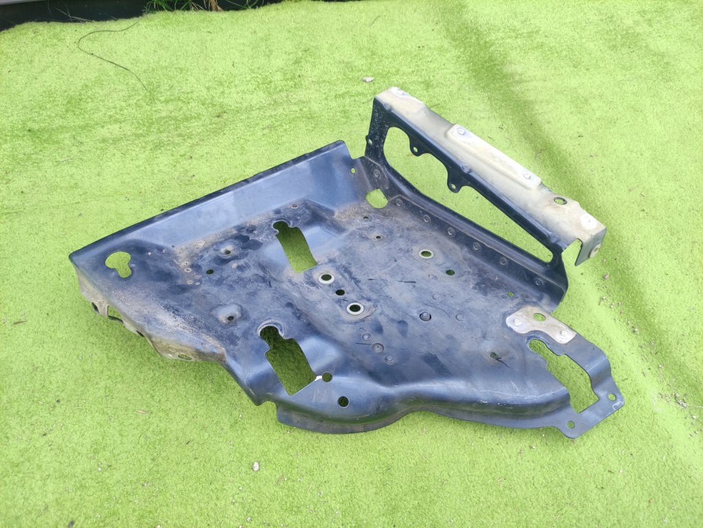 фото №1, Porsche panamera 970 кронштейн кронштейн фара