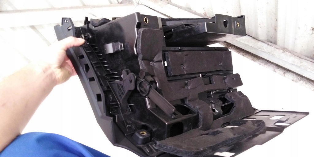 фото №7, Audi q3 83a бардачок пассажира чёрный