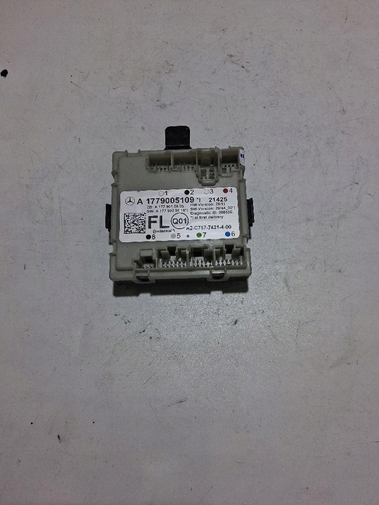 Купити Mercedes a w177 177 модуль блок керування двері перед лівий a1779005109