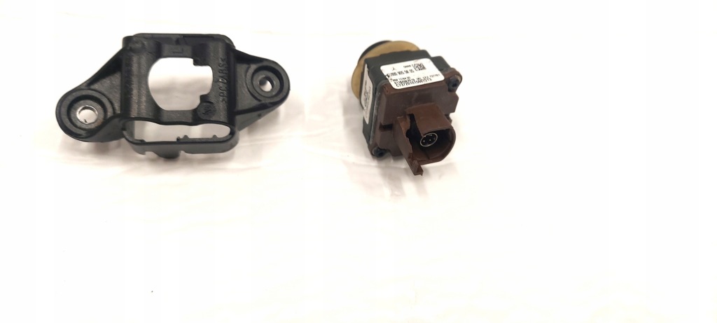 Mercedes камера w зеркало левая кронштейн оригинал Недорого