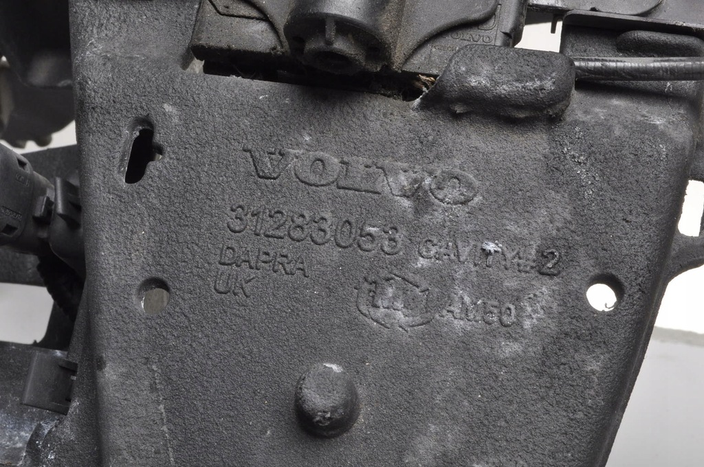 фото №6, Volvo s60 ii pas передний усилитель 31283053
