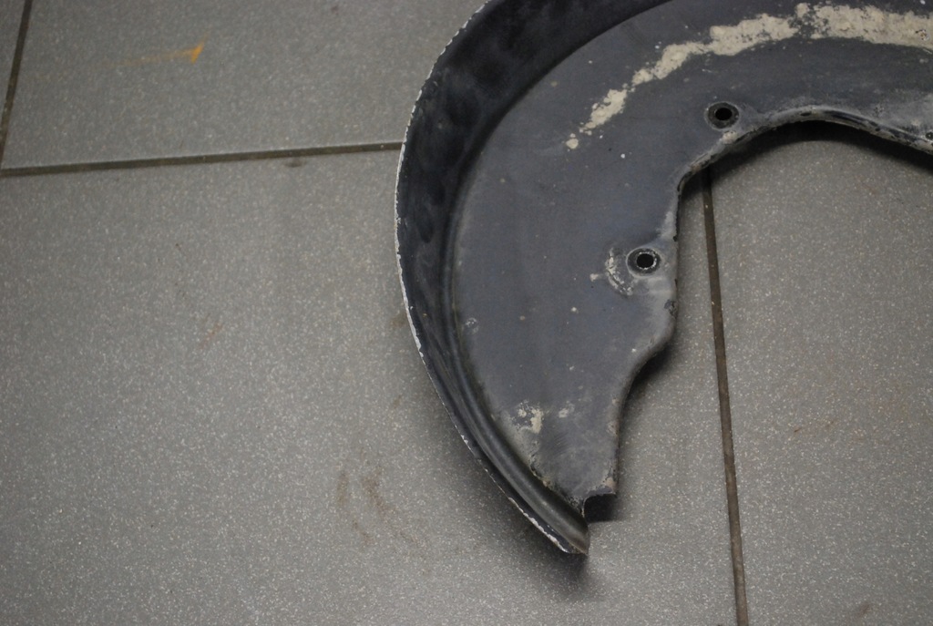 фото №8, Захист диск лівий задня audi a8 d2 lift 4d0615611f